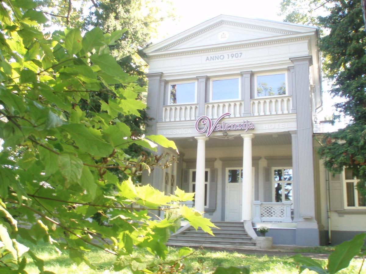 Valensija Hotel Jūrkalne Kültér fotó