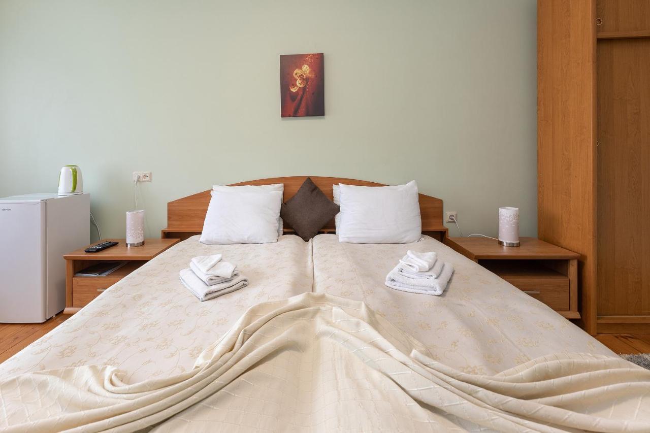 Valensija Hotel Jūrkalne Kültér fotó