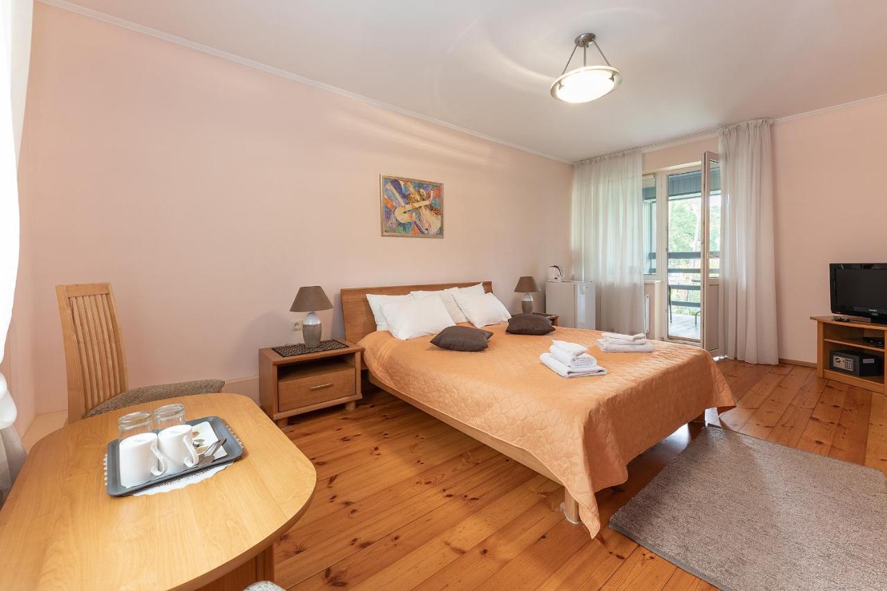 Valensija Hotel Jūrkalne Kültér fotó