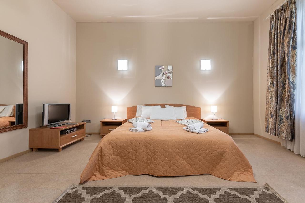 Valensija Hotel Jūrkalne Kültér fotó