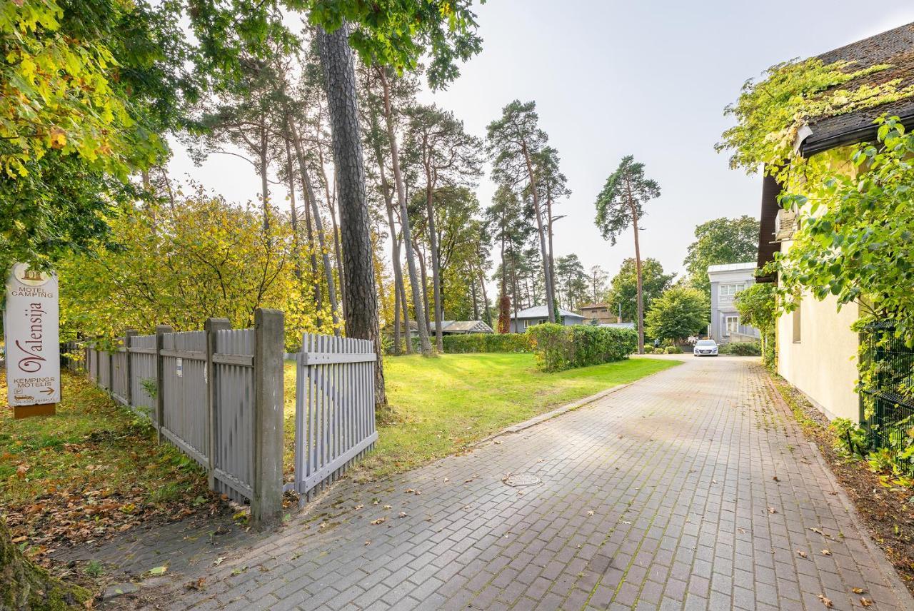 Valensija Hotel Jūrkalne Kültér fotó