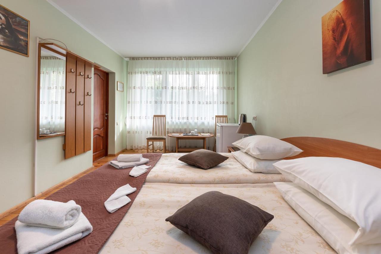 Valensija Hotel Jūrkalne Kültér fotó