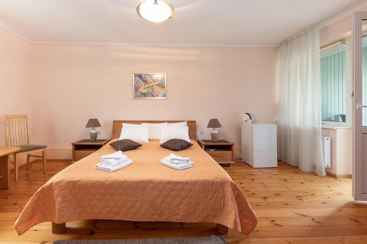 Valensija Hotel Jūrkalne Kültér fotó