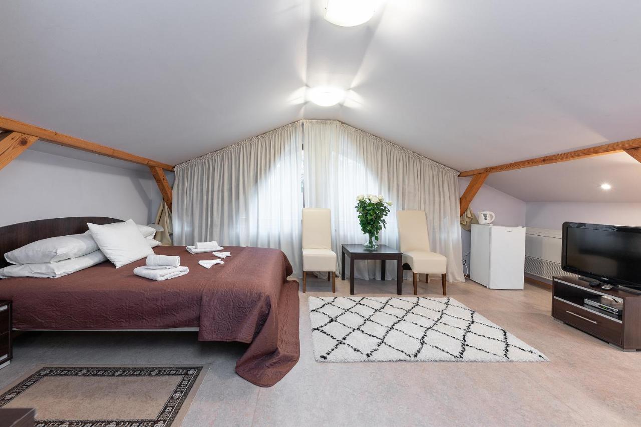 Valensija Hotel Jūrkalne Kültér fotó