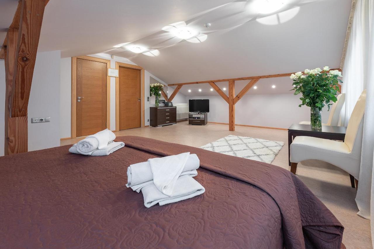 Valensija Hotel Jūrkalne Kültér fotó